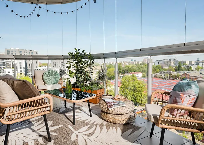 Luxury 2-Bedroom Penthouse Warsaw Skyline 15M Terrace, Garage, Gym, Rooftop & Only 500 M To Metro
