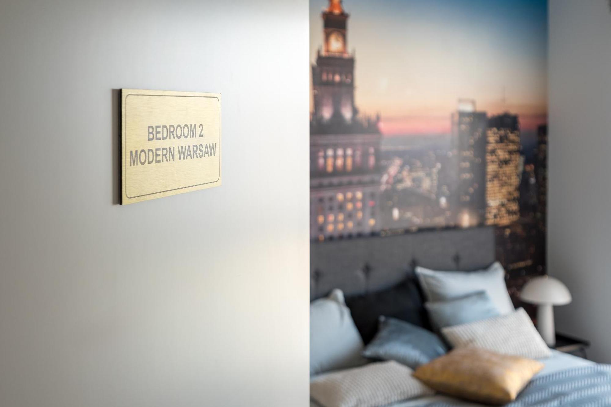 Luxury 2-bedroom Penthouse Skyline 15m Terrace, Garage, Gym, Rooftop & Only 500 M To Metro Appartamento *